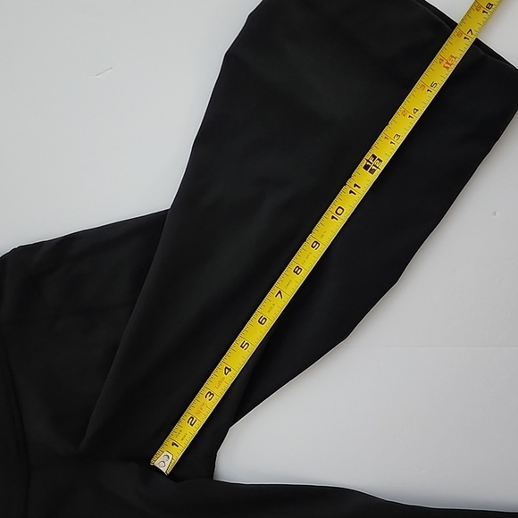 Lululemon Black Clam Digger Crop Pant 17" Inseam Stretch Yoga Athletic  Size 4 - Picture 10 of 12
